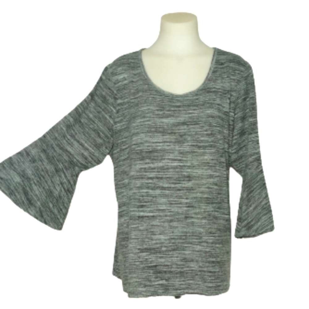 Cato Grey Bell Sleeve Top Sz 22/24W
